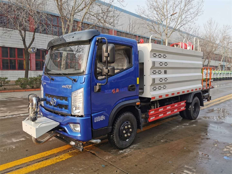 藍牌時風霧炮抑塵灑水車